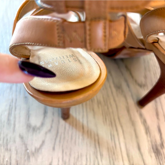 Stuart Weitzman Tan & Silver Mesh Ankle Strap Strappy 4.5” Heel Size 7.5 - Picture 10 of 10